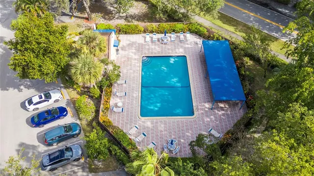 view of outdoor space and yard