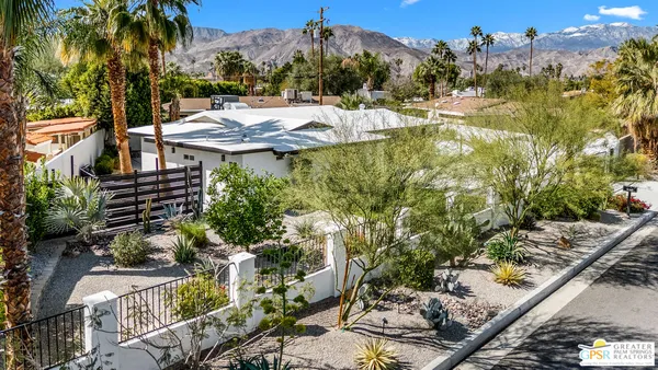 $839,900 | 74345 De Anza Way, Palm Desert, CA 92260