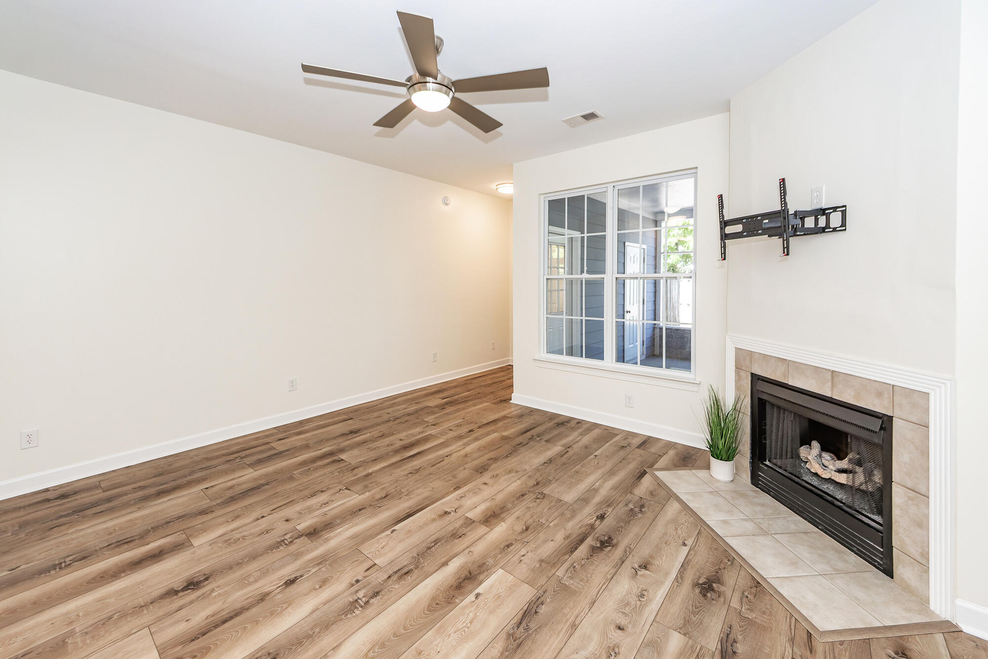 2947 Sweetleaf Lane Johns Island, SC 29455 - Photo 12 of 62 21