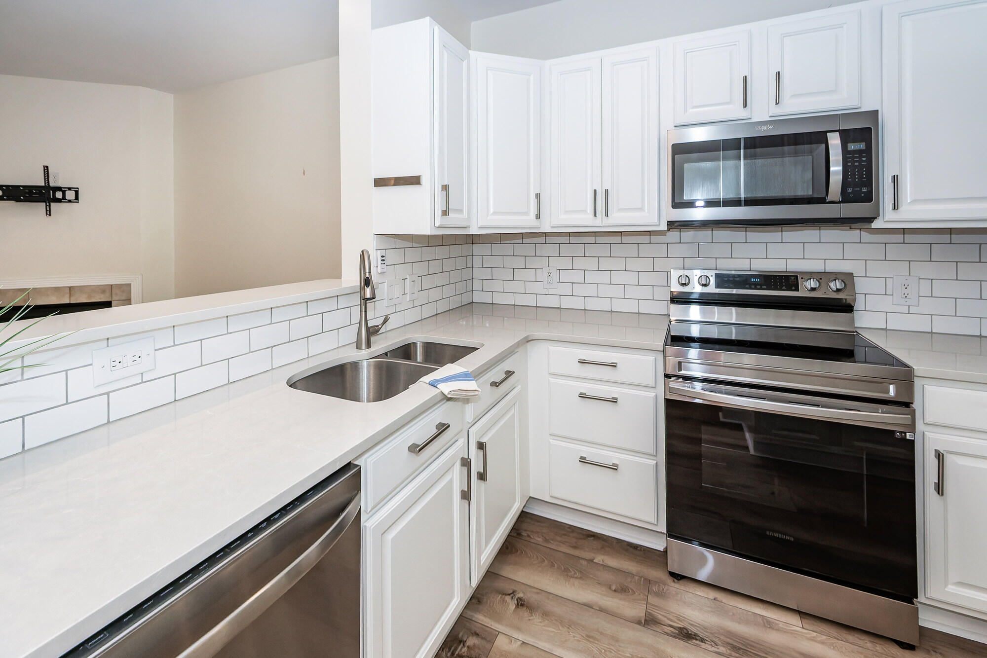 2947 Sweetleaf Lane Johns Island, SC 29455 - Photo 9 of 62 09