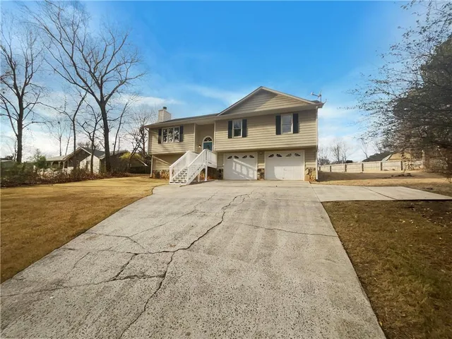 $290,000 | 100 Oakridge Drive Southeast, Cartersville, GA 30121