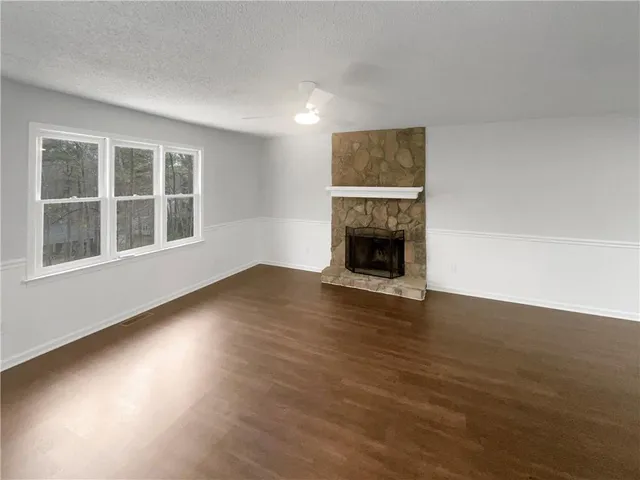 $290,000 | 100 Oakridge Drive Southeast, Cartersville, GA 30121