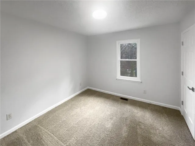 $290,000 | 100 Oakridge Drive Southeast, Cartersville, GA 30121