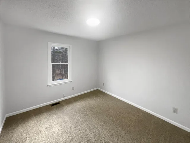 $296,000 | 100 Oakridge Drive Southeast, Cartersville, GA 30121