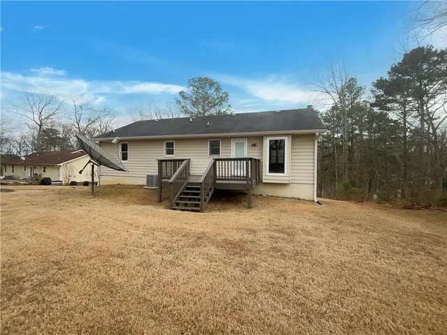 $290,000 | 100 Oakridge Drive Southeast, Cartersville, GA 30121