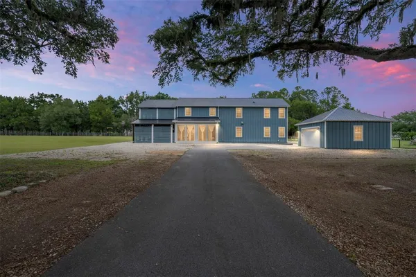 $849,900 | 904 Northwest 111 Lane, Oxford, FL 34484