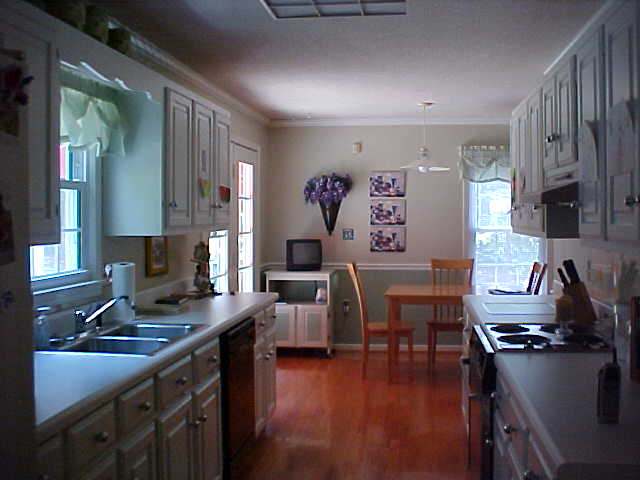 1005 Mossie Smith Road Easley, SC 29642 - Photo 4 of 9 Gallery Image 4