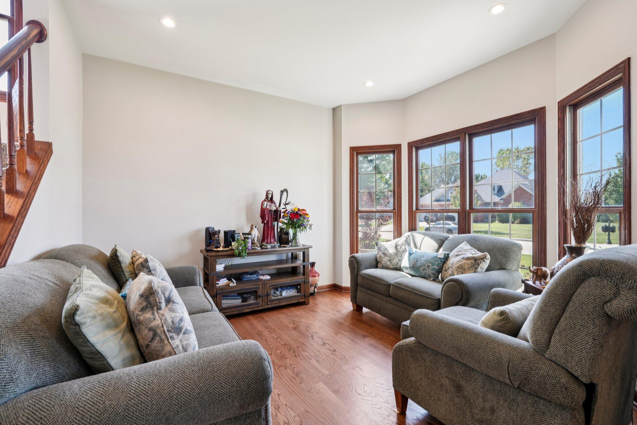 11267 14th Avenue Pleasant Prairie, WI 53158 - Photo 20 of 46 Family Room