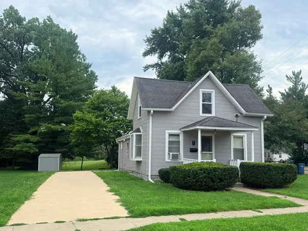 $135,000 | 1 East Main Street, Amboy, IL 61310
