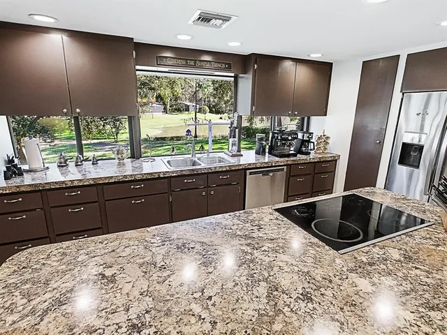 $565,000 | 2314 Hillside Drive, Mount Dora, FL 32757