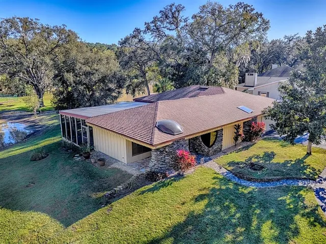 $565,000 | 2314 Hillside Drive, Mount Dora, FL 32757