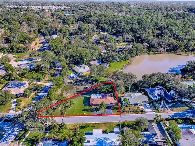 $565,000 | 2314 Hillside Drive, Mount Dora, FL 32757