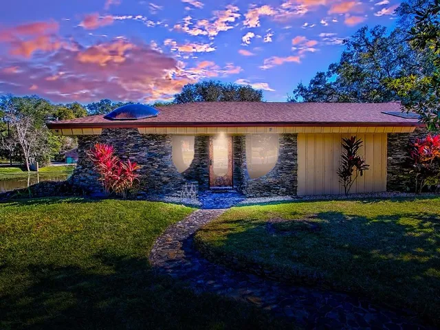 $565,000 | 2314 Hillside Drive, Mount Dora, FL 32757