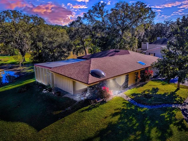 $565,000 | 2314 Hillside Drive, Mount Dora, FL 32757