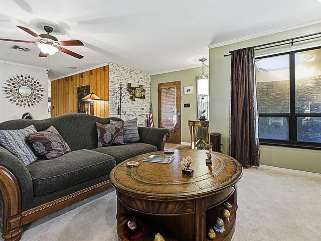 $565,000 | 2314 Hillside Drive, Mount Dora, FL 32757