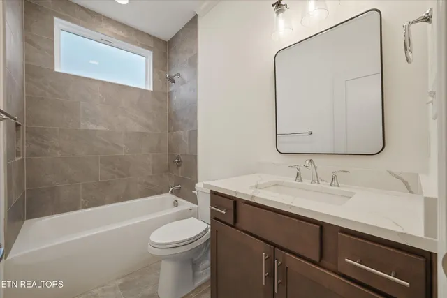 $524,900 | 120 Yona Way, Loudon, TN 37774