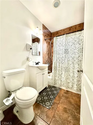 $1,150,000 | 140 South Vendome Street, Los Angeles, CA 90057