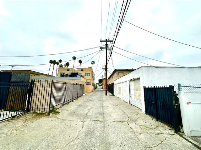 $1,150,000 | 140 South Vendome Street, Los Angeles, CA 90057