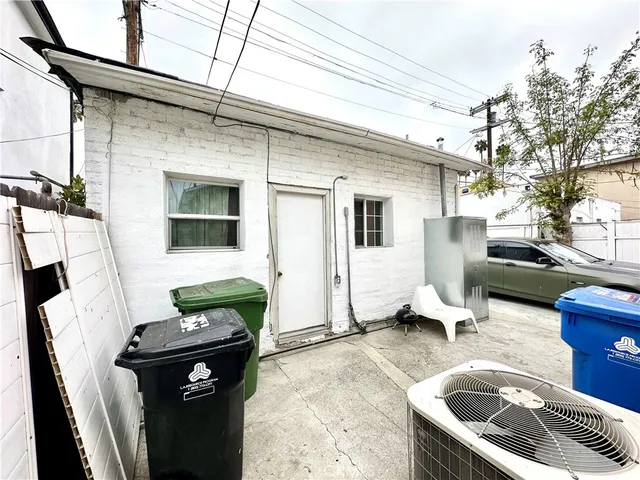 $1,150,000 | 140 South Vendome Street, Los Angeles, CA 90057