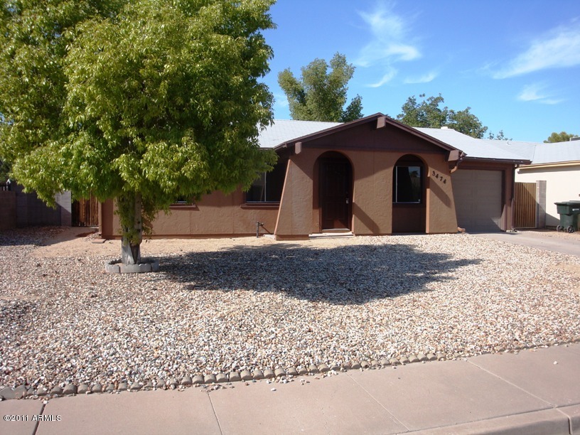 3474 East Hearn Road Phoenix, AZ 85032 - Photo 8 of 10 Front View