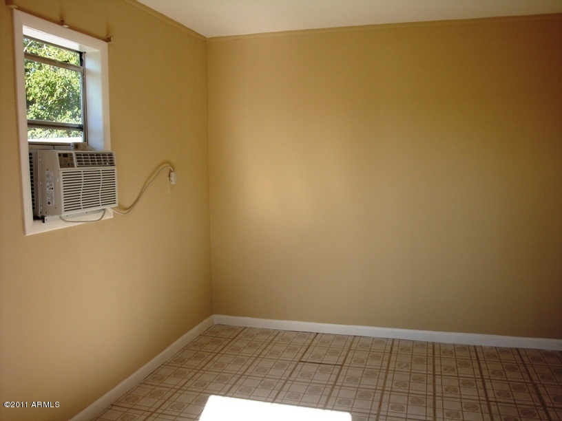3474 East Hearn Road Phoenix, AZ 85032 - Photo 10 of 10 Casita Bedroom
