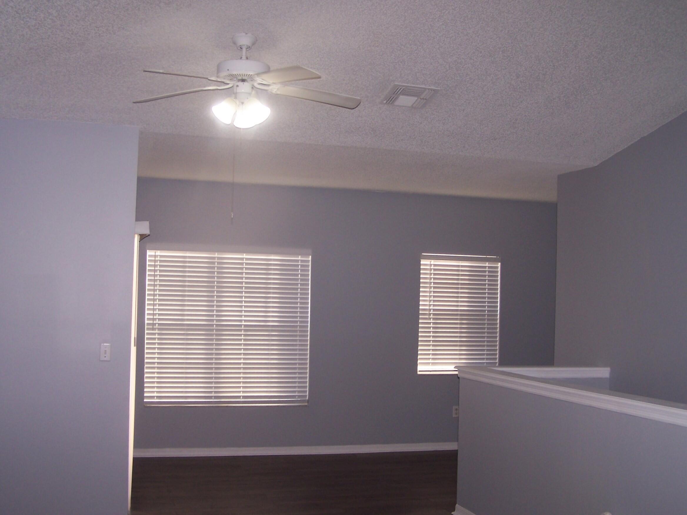 10366 Fox Trail Road South, Unit 1705 Royal Palm Beach, FL 33411 - Photo 6 of 15 100_3399