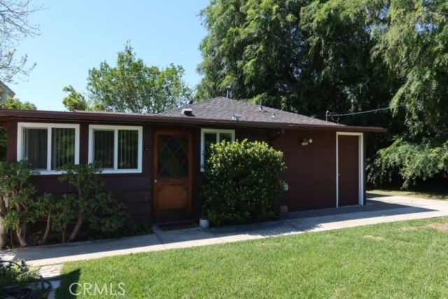 471 Woodward Boulevard Pasadena, CA 91107 - Photo 16 of 30 a front view of a house with garden