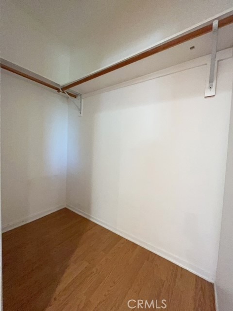 471 Woodward Boulevard Pasadena, CA 91107 - Photo 9 of 30 a view of a small space