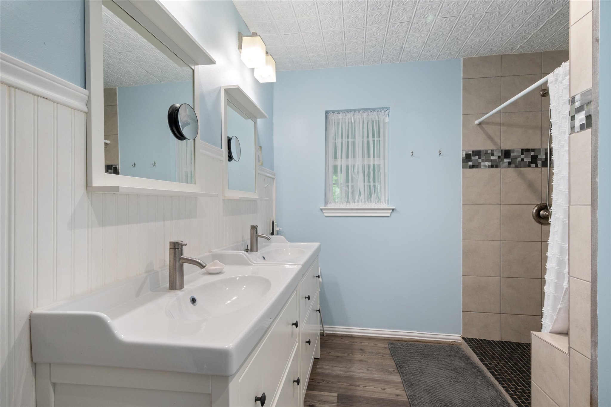 201 Oak Hollow Road Georgetown, TX 78628 - Photo 16 of 39