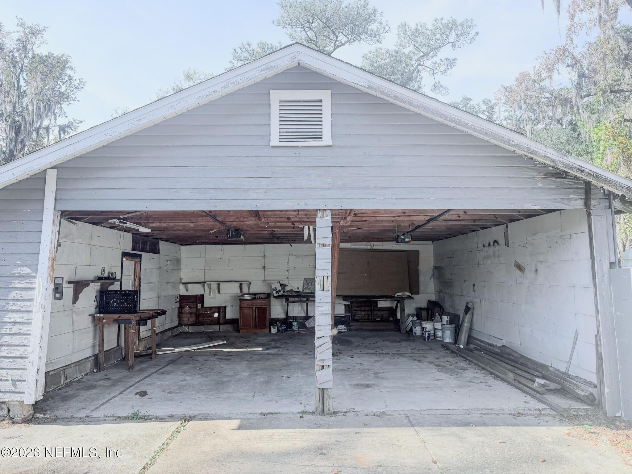 10728 Old Kings Road Jacksonville, FL 32219 - Photo 19 of 21 a patio with table and chairs