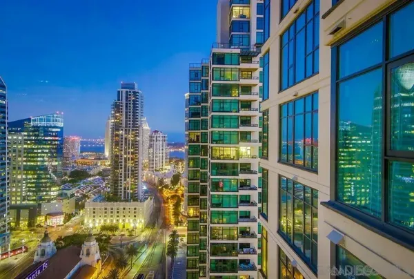 $3,795 | 1205 Pacific Highway, Unit 2904, San Diego, CA 92101