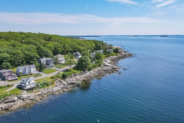 $699,000 | 147 Highway 32, Bristol, ME 04554