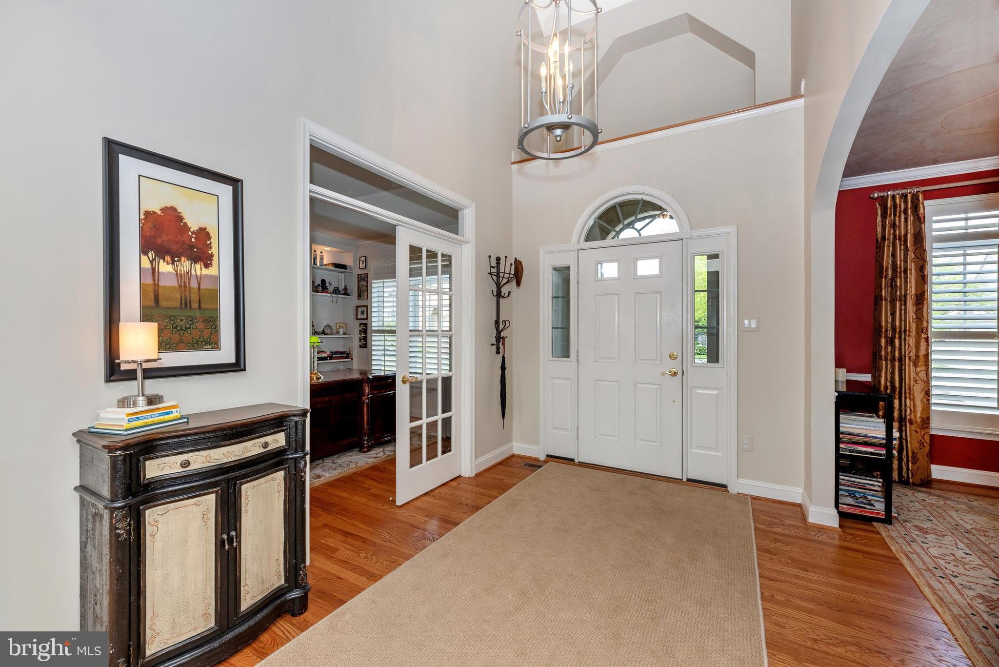 2675 Monocacy Ford Road Frederick, MD 21701 - Photo 4 of 75 Inviting foyer