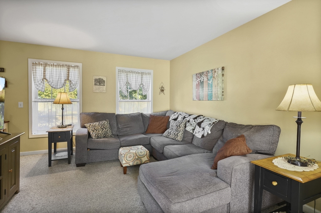 11 Maplewood Road Millbury, MA 01527 - Photo 11 of 27