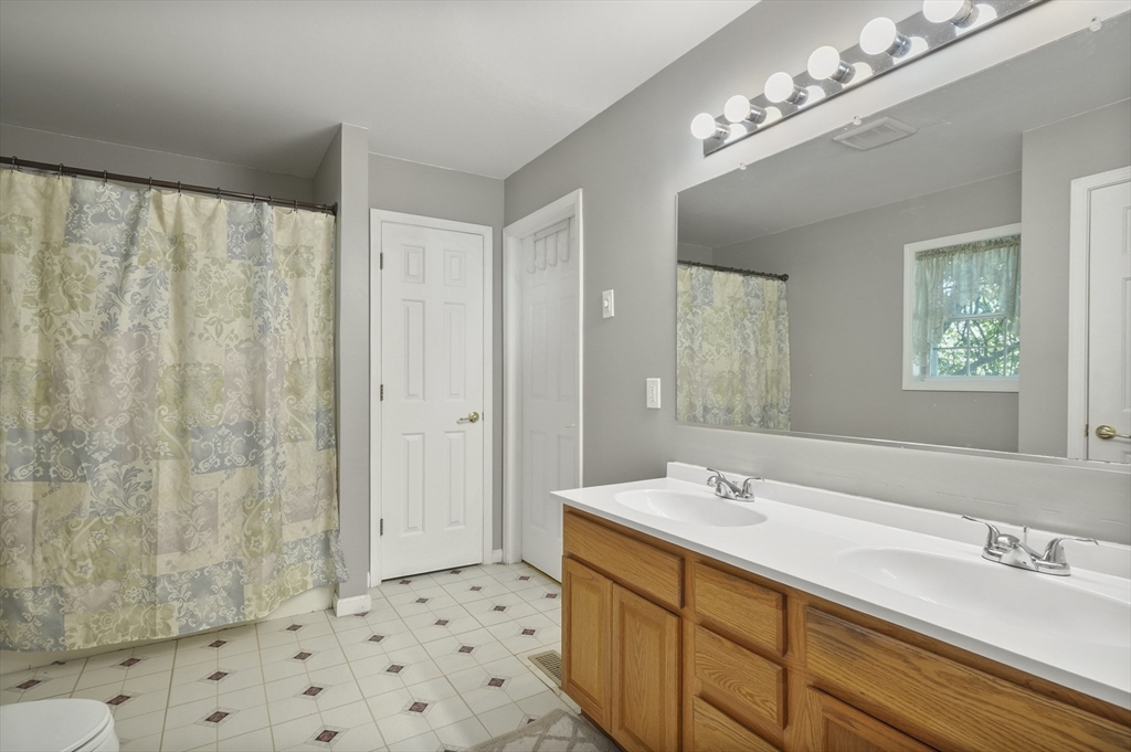 11 Maplewood Road Millbury, MA 01527 - Photo 15 of 27