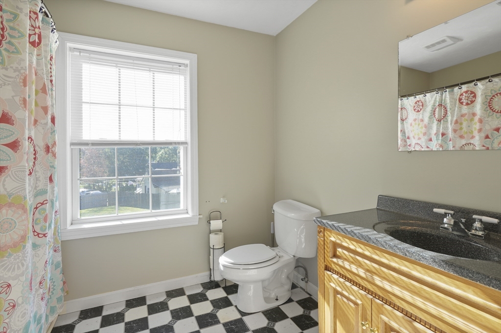 11 Maplewood Road Millbury, MA 01527 - Photo 22 of 27