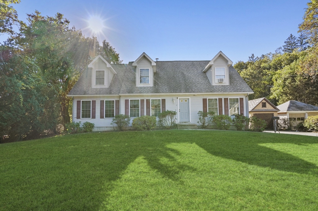 11 Maplewood Road Millbury, MA 01527 - Photo 23 of 27