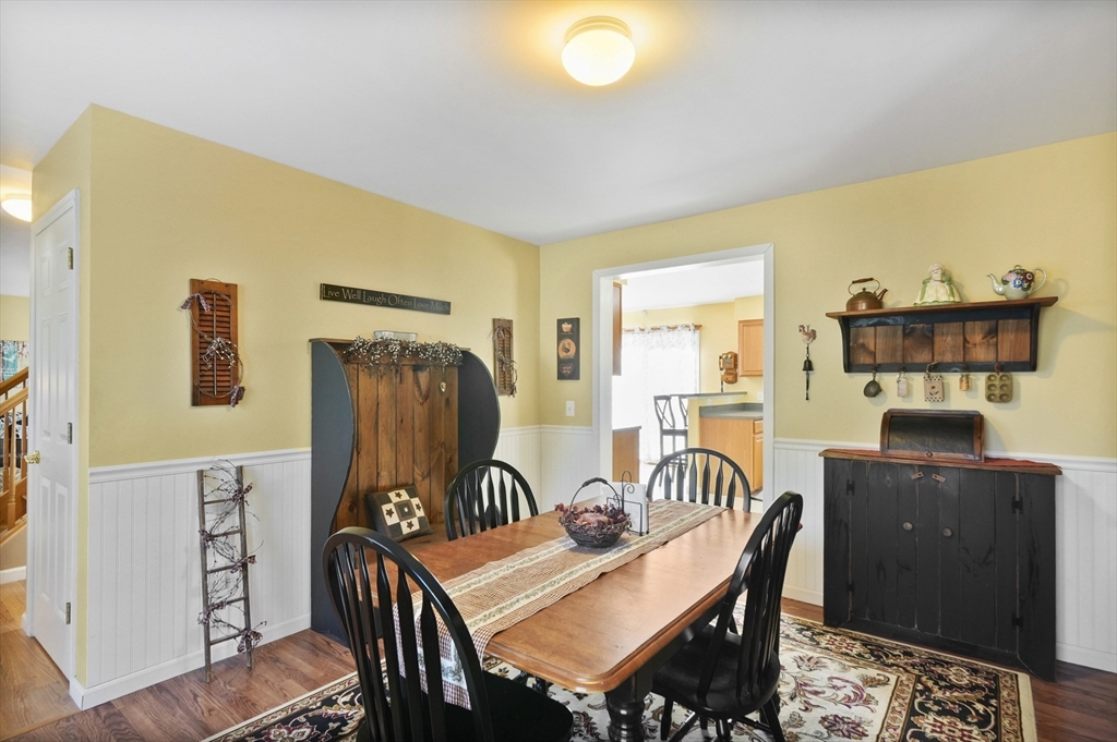 11 Maplewood Road Millbury, MA 01527 - Photo 3 of 27