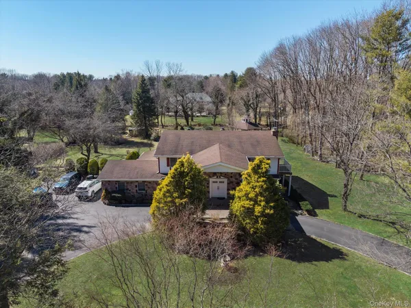 $2,750,000 | Undisclosed Address, Glen Head, NY 11545