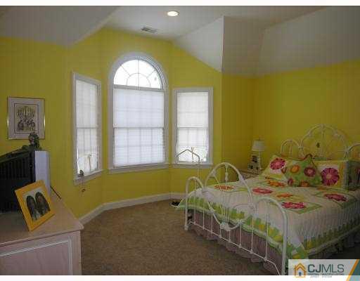 101 Dutch Road East Brunswick, NJ 08816 - Photo 8 of 10 Gallery Image 8