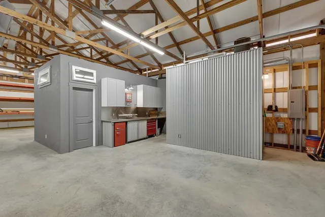 a view of a storage & utility room