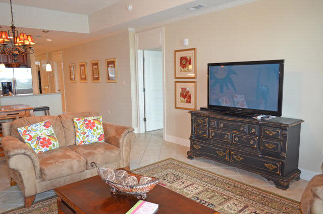 4851 Main Street, Unit 616 Orange Beach, AL 36561 - Photo 6 of 25 Living Area