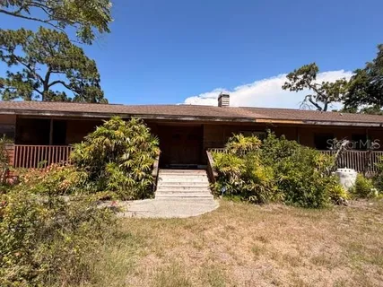 $450,000 | 4944 Midnight Lane, Sarasota, FL 34235