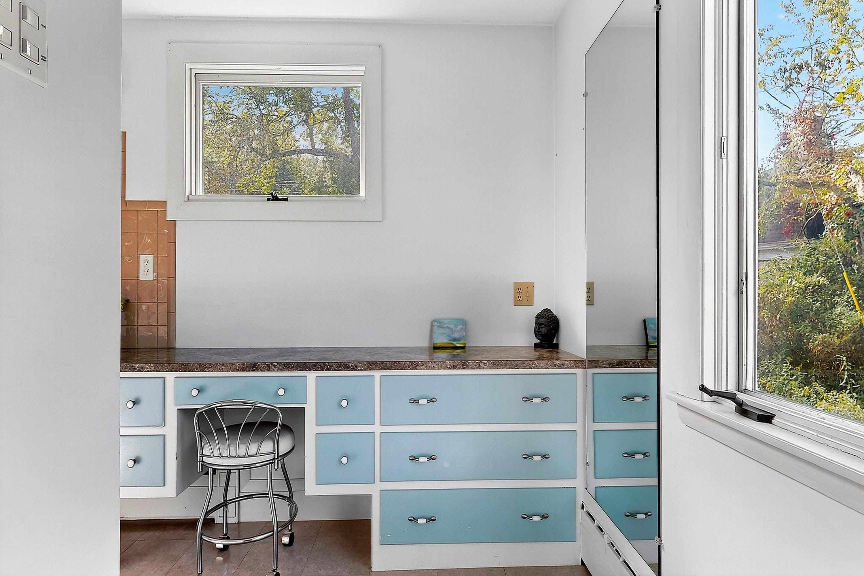 69 Falmouth Road Falmouth, ME 04105 - Photo 22 of 46 24