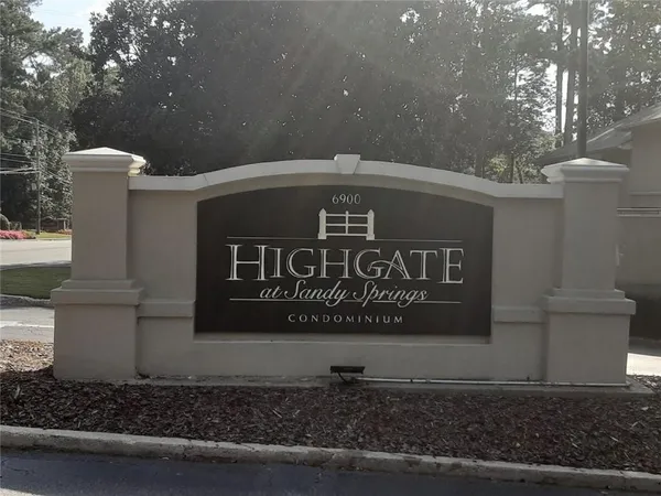 $2,100 | 6900 Roswell Road, Unit O3, Sandy Springs, GA 30328