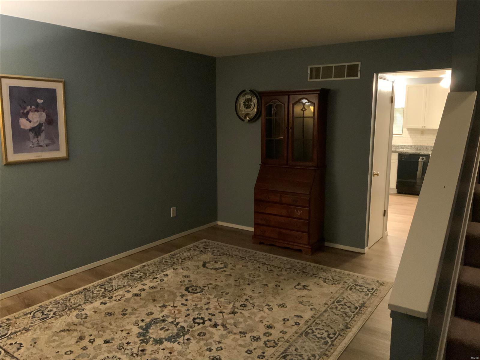 1636 Meyer Drive St. Charles, MO 63303 - Photo 12 of 29