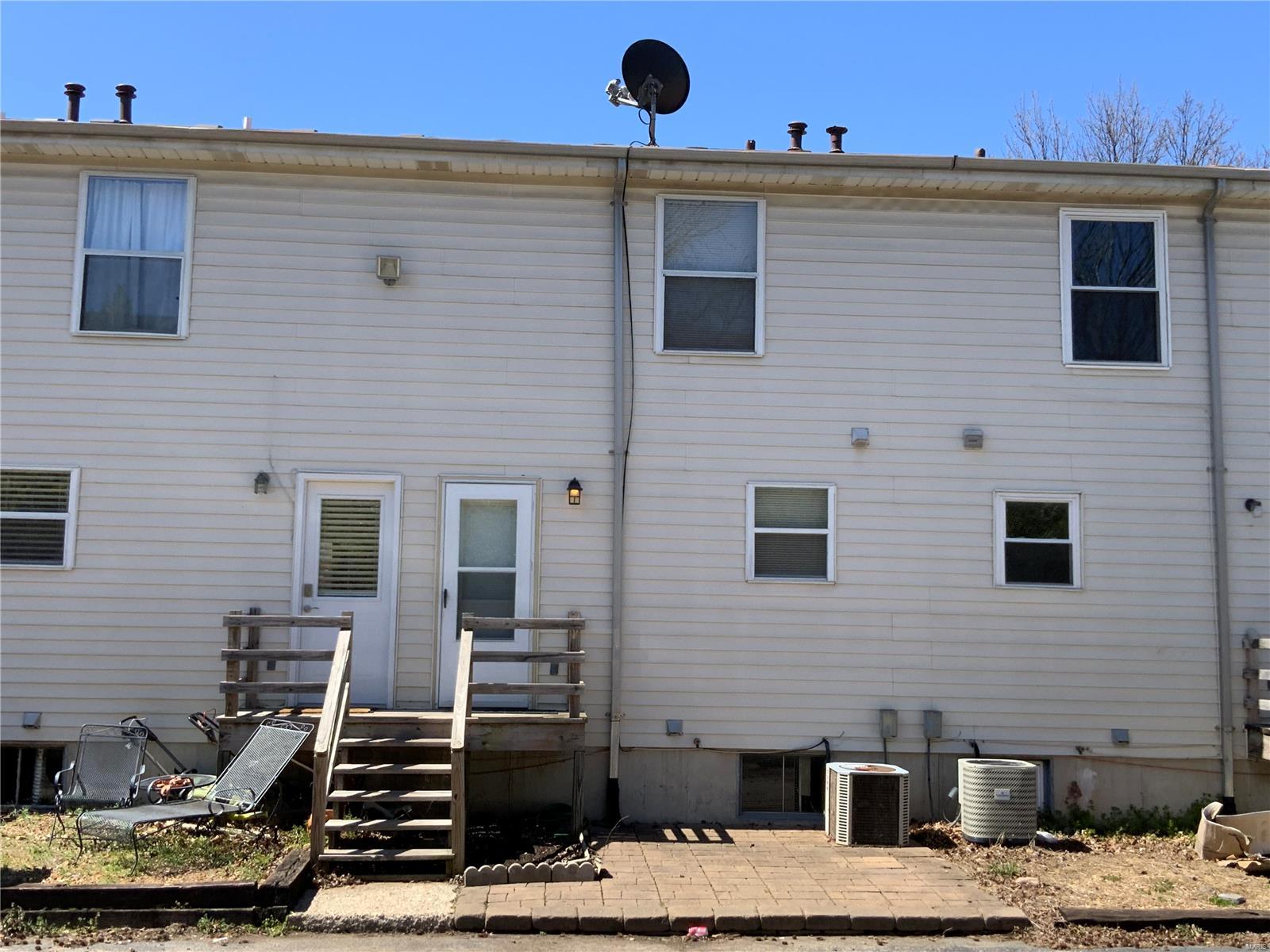 1636 Meyer Drive St. Charles, MO 63303 - Photo 15 of 29