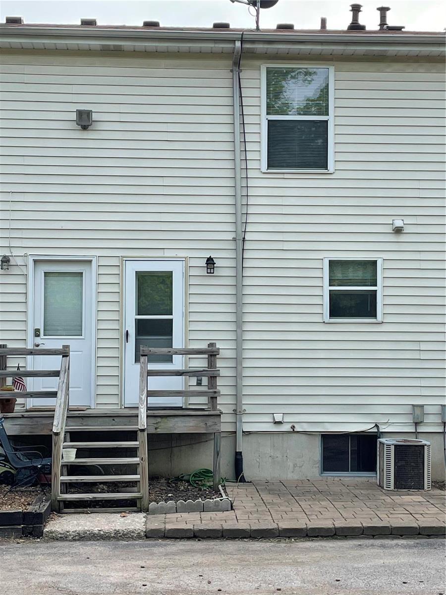 1636 Meyer Drive St. Charles, MO 63303 - Photo 20 of 29