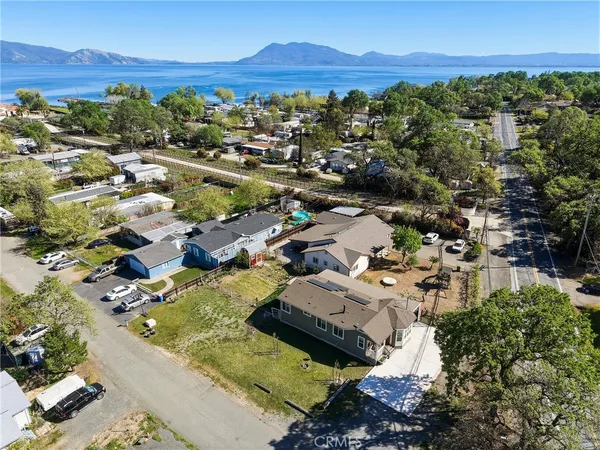 $409,000 | 5220 Lakeshore Boulevard, Lakeport, CA 95453
