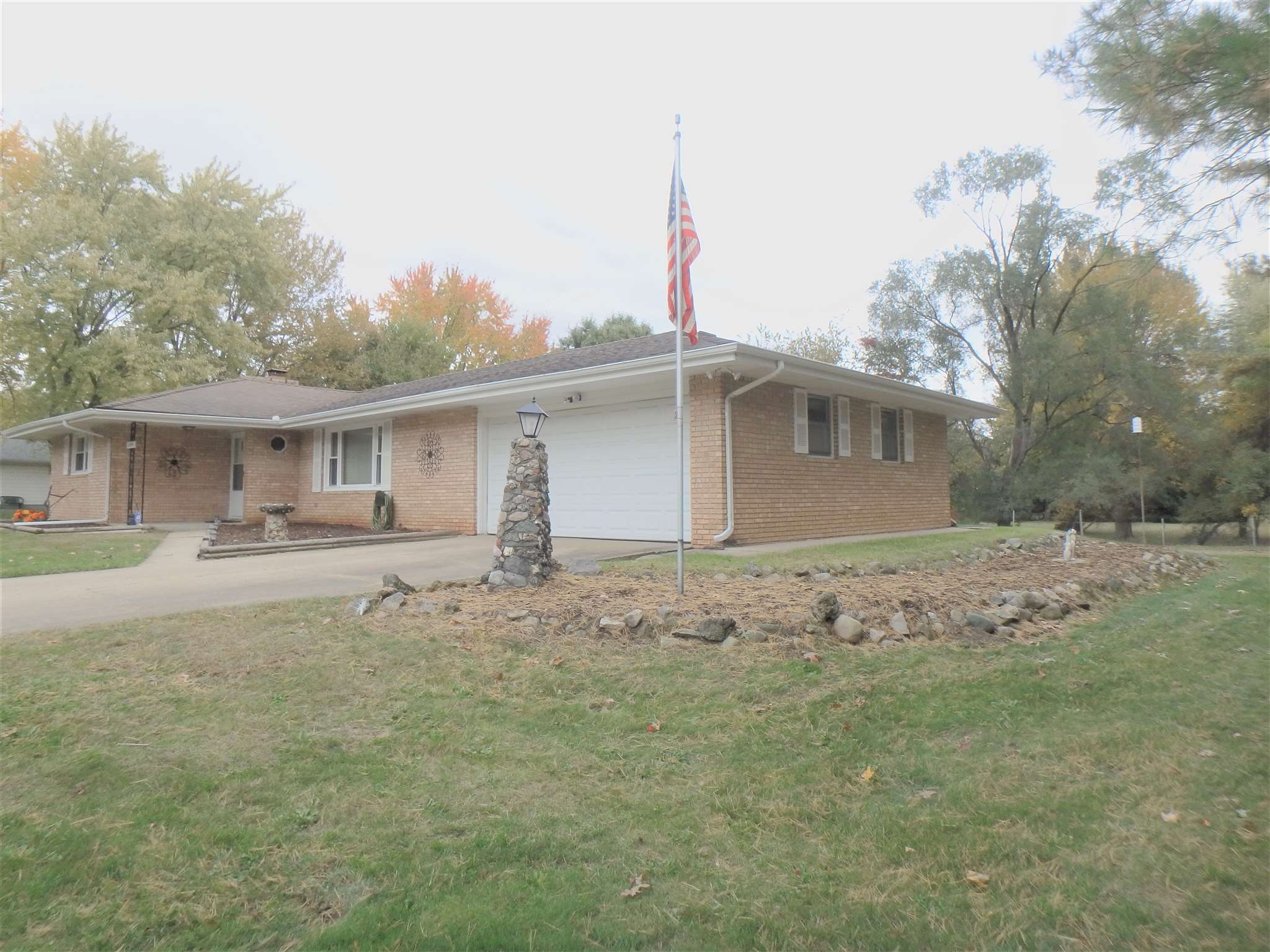 52040 Grape Road Granger, IN 46530 - Photo 4 of 29 Gallery Image 4
